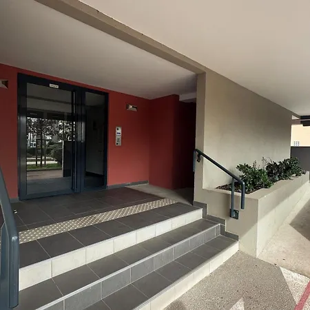 アパート Charming 2-room In Lavandou, Terrace, Parking, Air Conditioning ル・ラヴァンドゥー