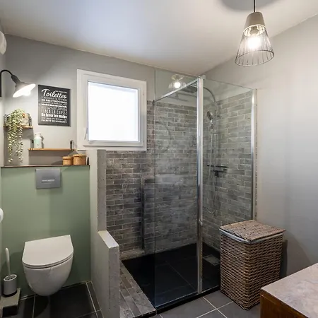 Charming 2-room In Lavandou, Terrace, Parking, Air Conditioning アパート ル・ラヴァンドゥー