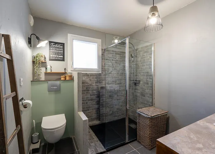 Charming 2-room In Lavandou, Terrace, Parking, Air Conditioning Lägenhet Le Lavandou